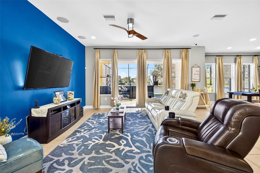 7035 Peregrina Loop Wesley Chapel, FL 33545 - Photo 14 of 74