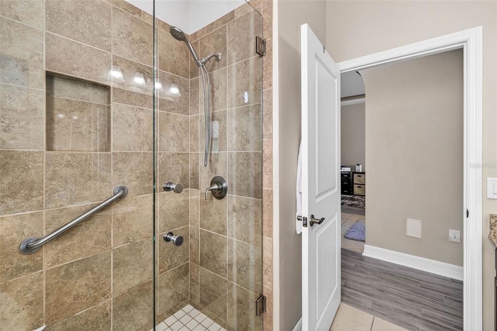 7035 Peregrina Loop Wesley Chapel, FL 33545 - Photo 45 of 74