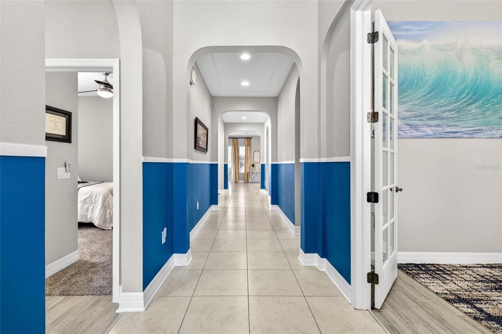 7035 Peregrina Loop Wesley Chapel, FL 33545 - Photo 8 of 74