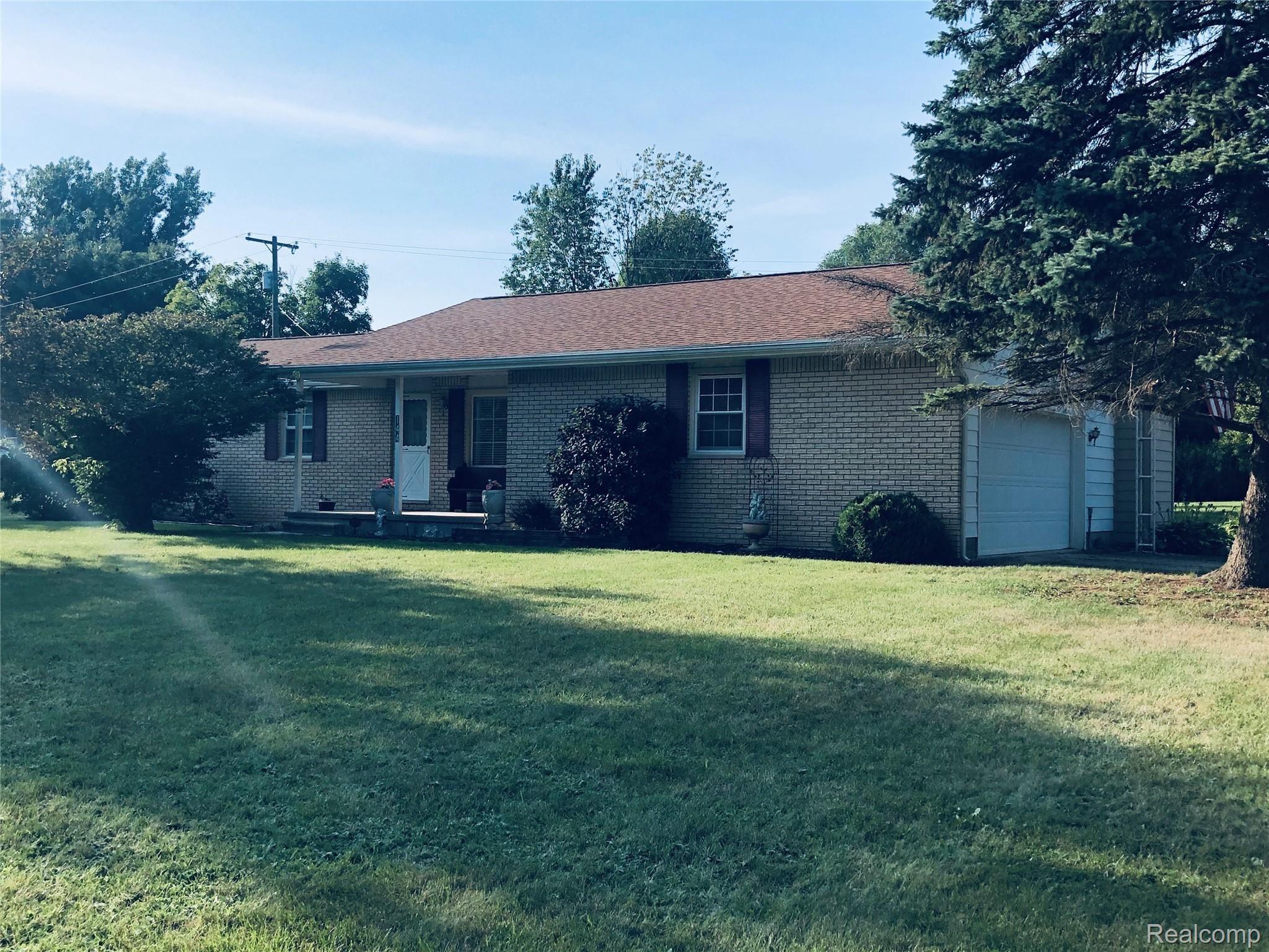 144 Keddle Road Howell, MI 48843 - Photo 1 of 22 IMG_4199.JPEG