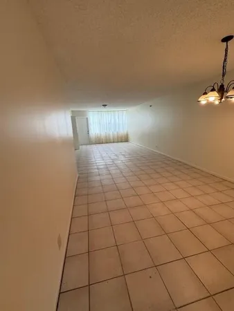 $2,000 | 2805 Southwest 22nd Avenue, Unit 1030, Delray Beach, FL 33445