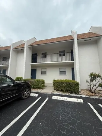 $2,000 | 2805 Southwest 22nd Avenue, Unit 1030, Delray Beach, FL 33445