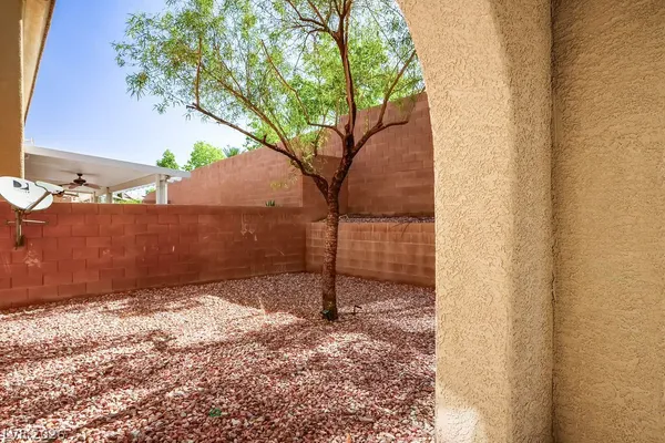 $2,950 | 738 Kew Gardens Drive, Las Vegas, NV 89178