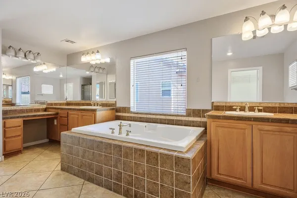 $2,950 | 738 Kew Gardens Drive, Las Vegas, NV 89178