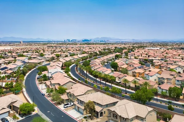 $2,950 | 738 Kew Gardens Drive, Las Vegas, NV 89178