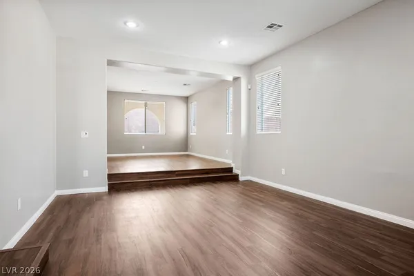 $2,950 | 738 Kew Gardens Drive, Las Vegas, NV 89178