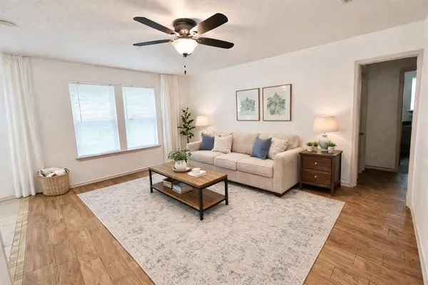$2,500 | 1105 Springdale Road, Bedford, TX 76021