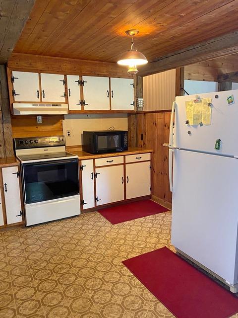 193 Oakland Road Belgrade, ME 04917 - Photo 5 of 19 Seckler-kitchen1