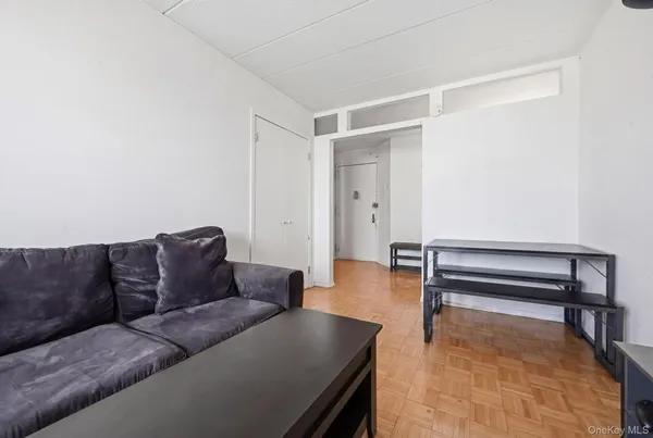 $620,000 | 92-29 Queens Boulevard, Unit 16H | Rego Park