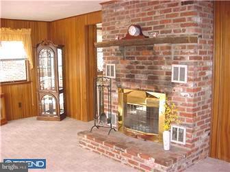 128 Flintlock Road Drexel Hill, PA 19026 - Photo 11 of 12 Family Room