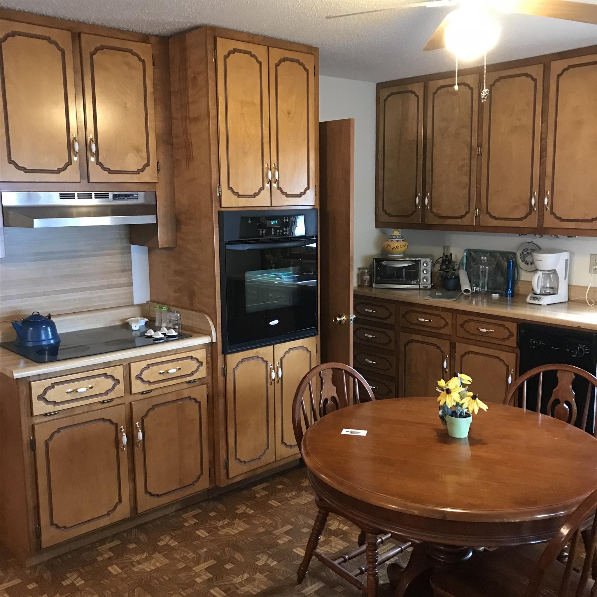 1577 Lake Logan Road Ardmore, TN 38449 - Photo 8 of 25 Full Kitchen Overlooking The Lake