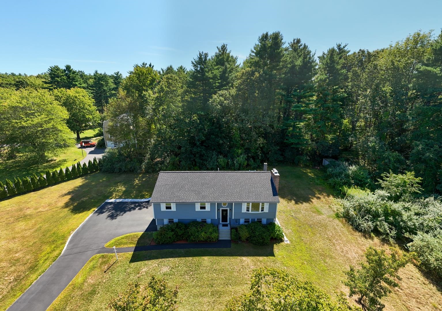 5 Taryn Road Derry, NH 03038 - Photo 35 of 38