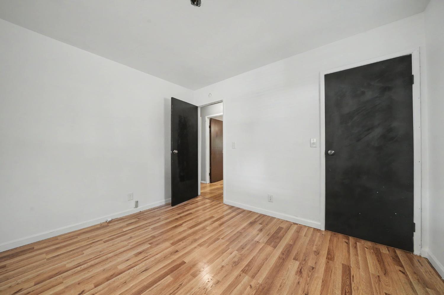 19479 Murphy Road Pine Grove, CA 95665 - Photo 27 of 43 a view of empty room with wooden floor