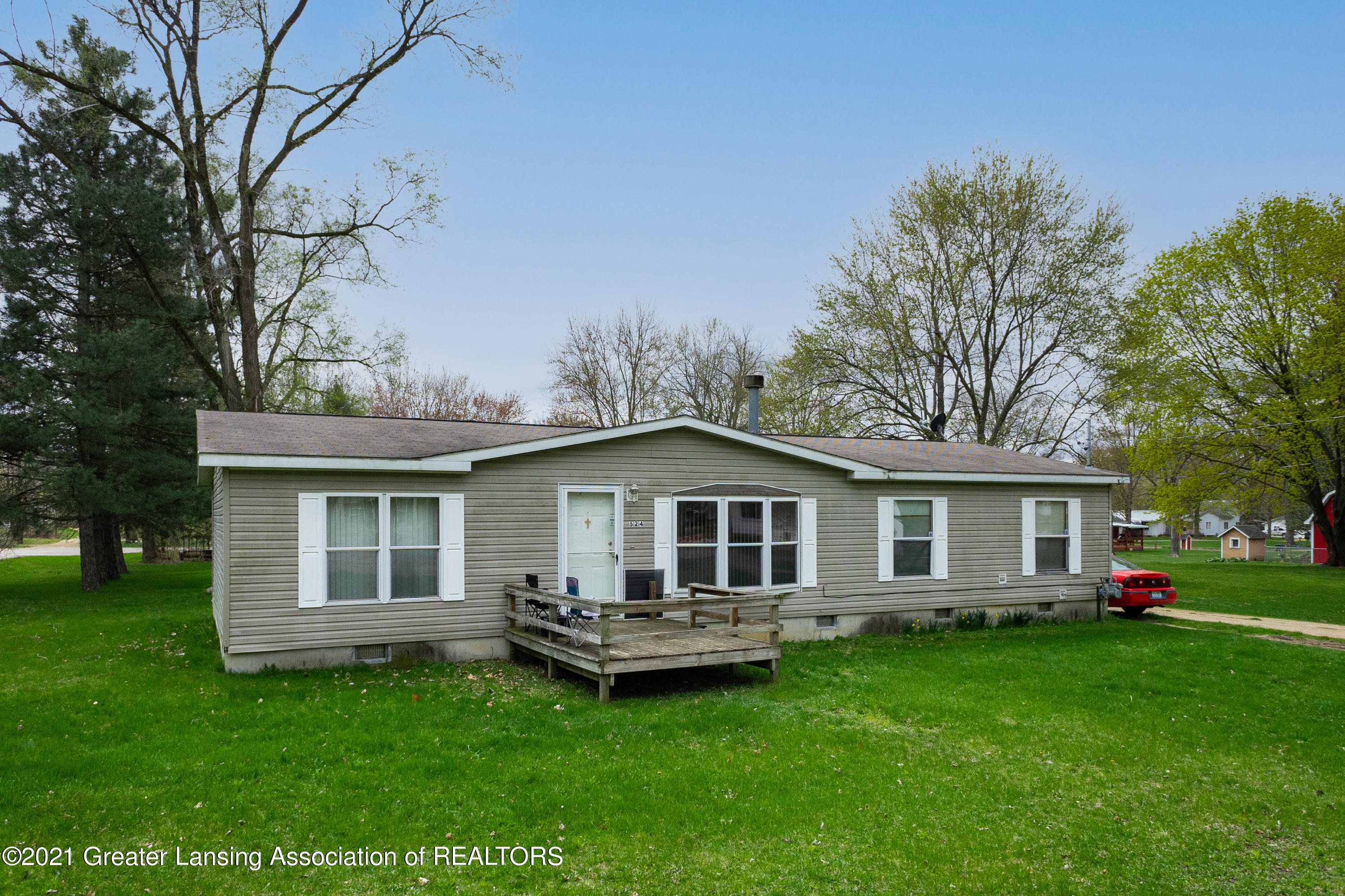 524 East Main Street Maple Rapids, MI 48853 - Photo 2 of 29 524 E Main St Maple Rapids MI-3