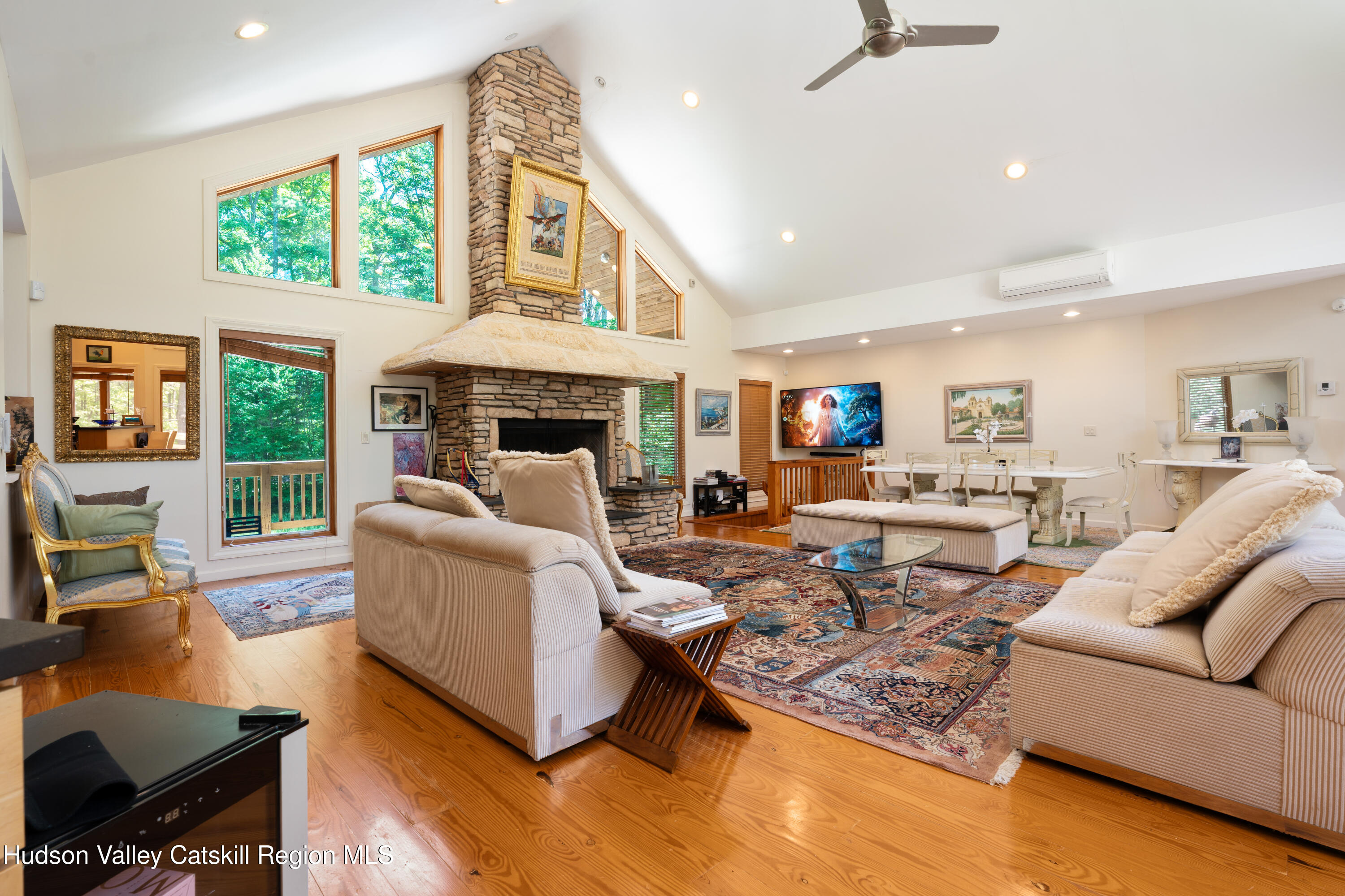 537 Mossy Hill Road Catskill, NY 12414 - Photo 52 of 105 Living Room 2