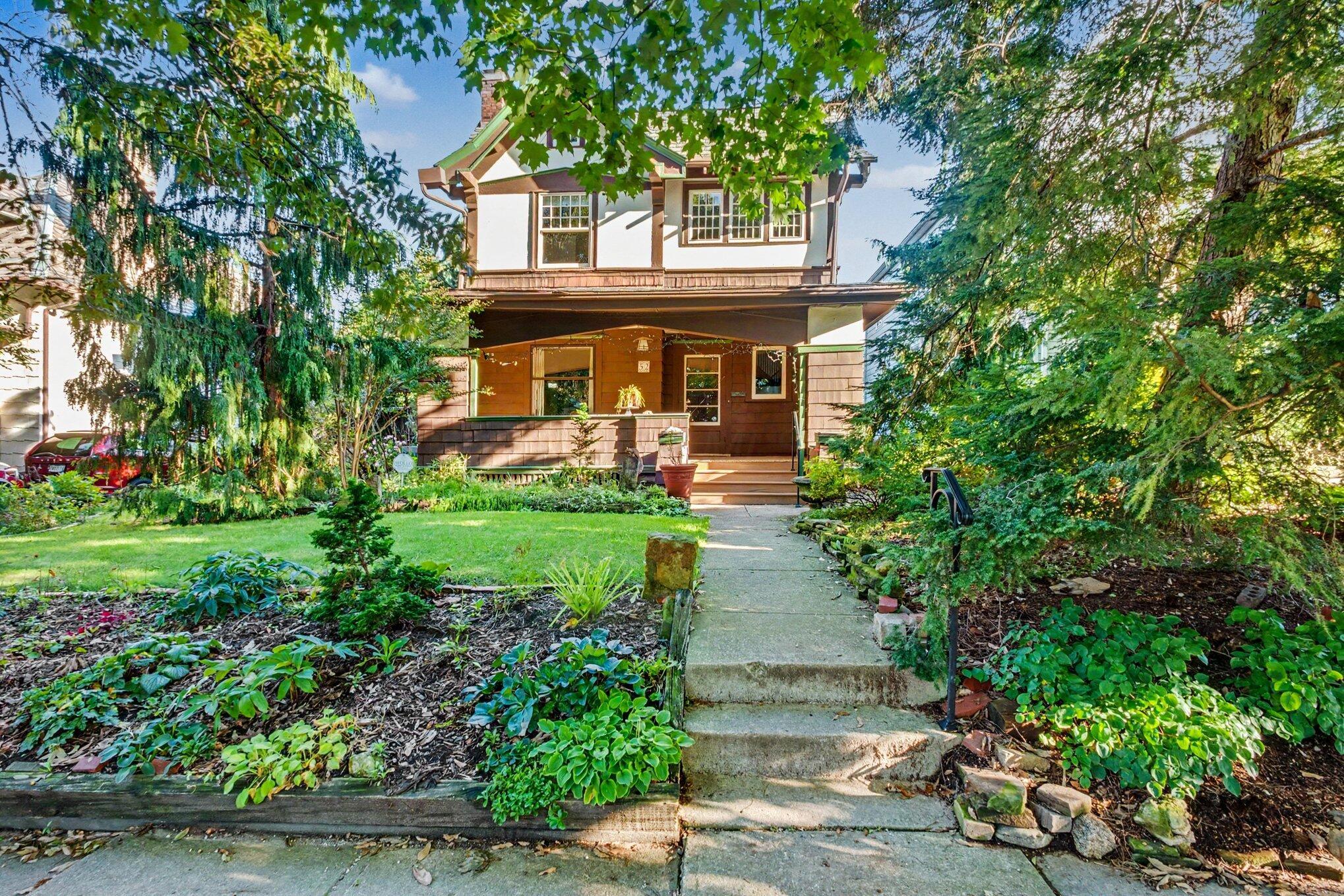 52 Crestview Road Columbus, OH 43202 - Photo 3 of 51 002__wed0204_768