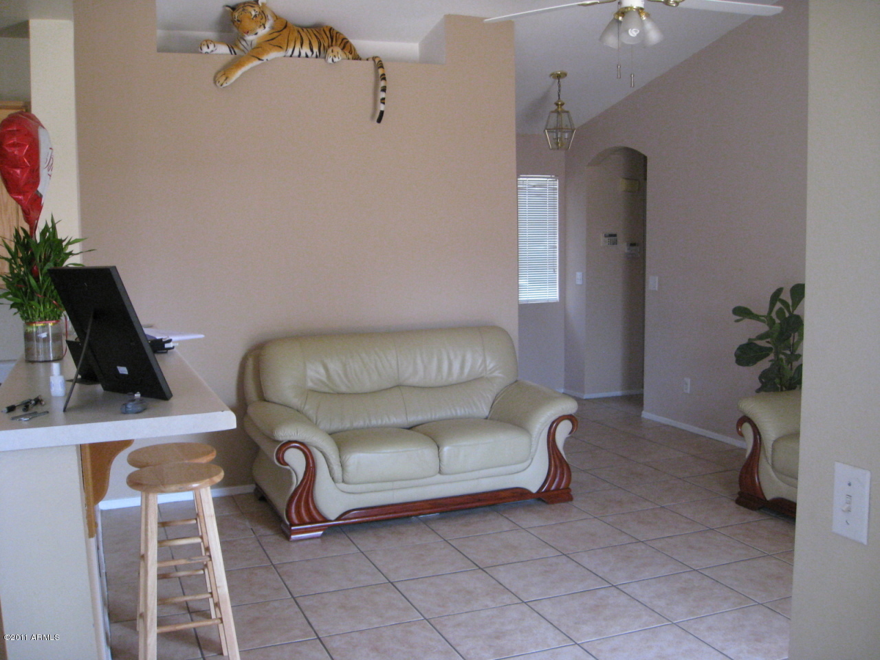 8437 West Granada Road Phoenix, AZ 85037 - Photo 5 of 16 Family room