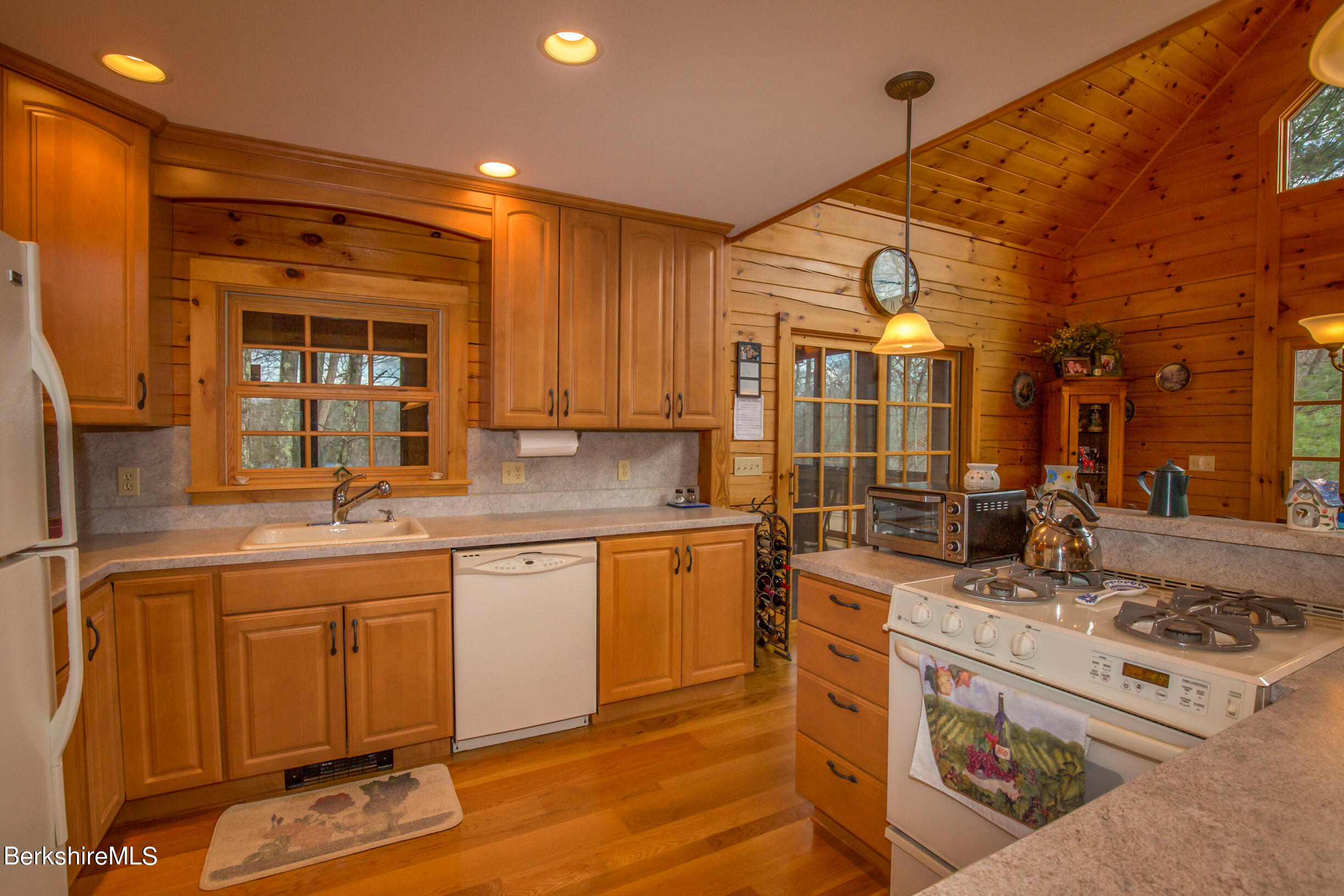 1340 East Otis Road Otis, MA 01029 - Photo 10 of 35 Kitchen