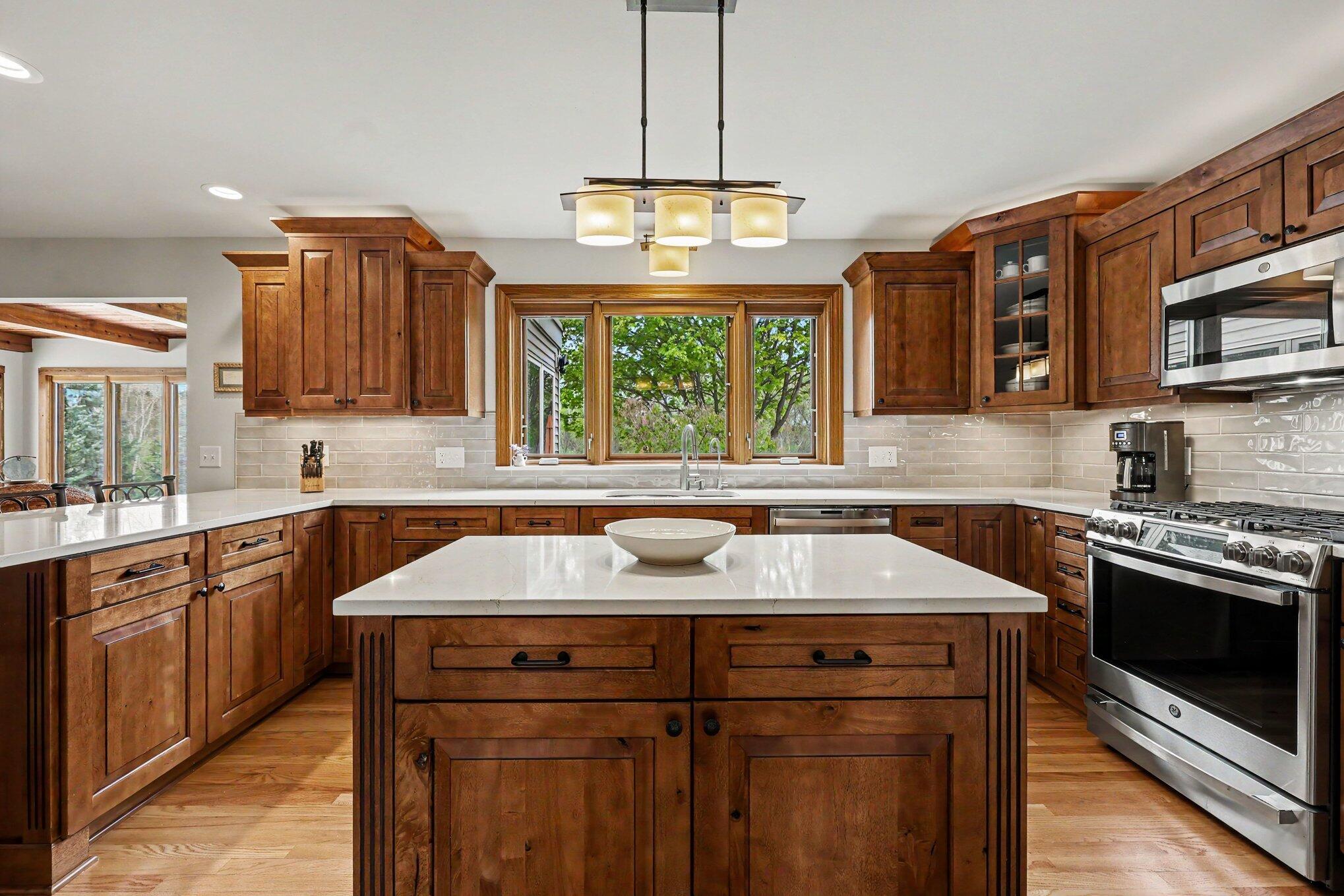 7696 Quail Ridge Drive Dexter, MI 48130 - Photo 12 of 44 008_file_1706