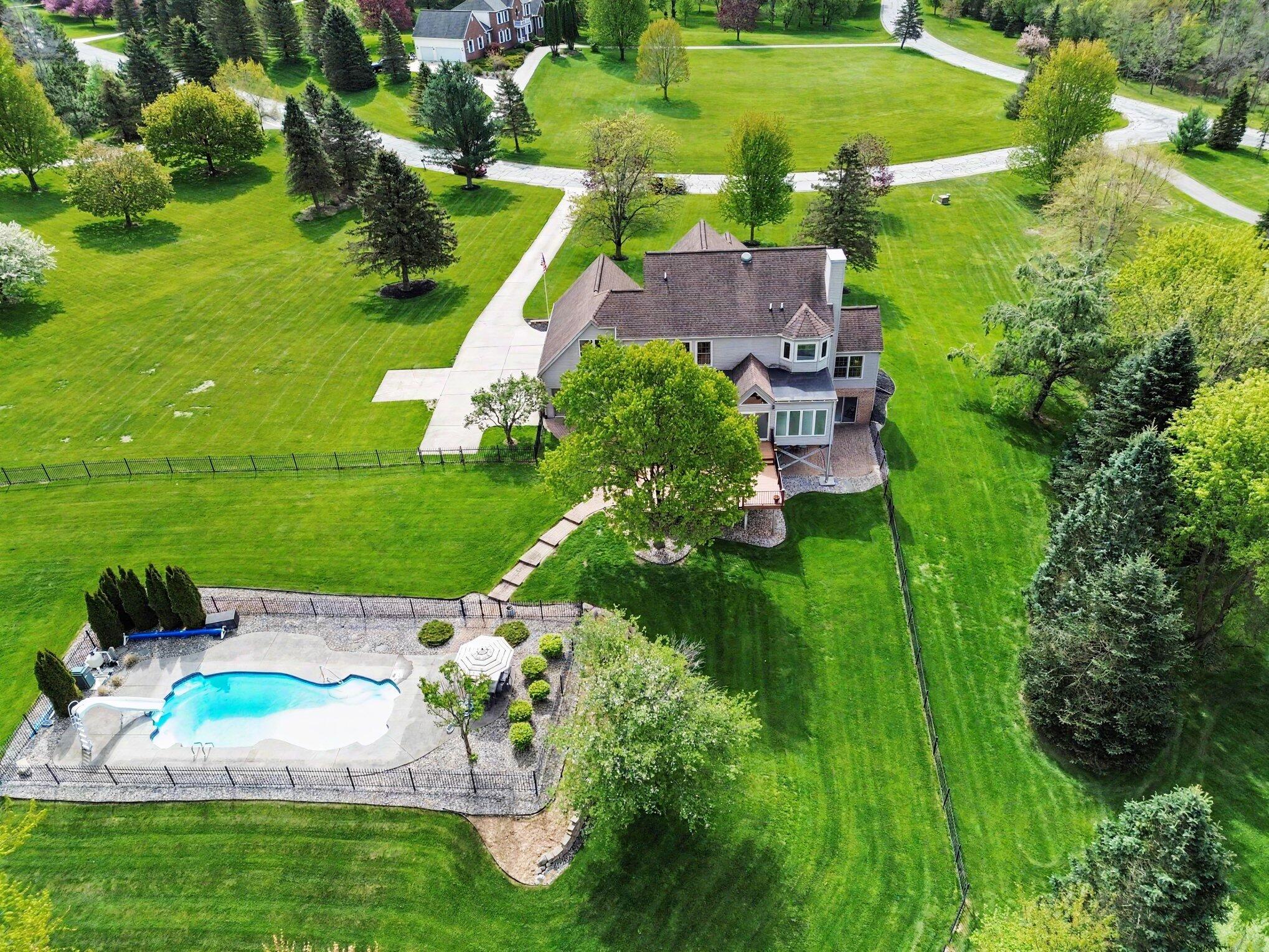 7696 Quail Ridge Drive Dexter, MI 48130 - Photo 39 of 44 044_file_9366