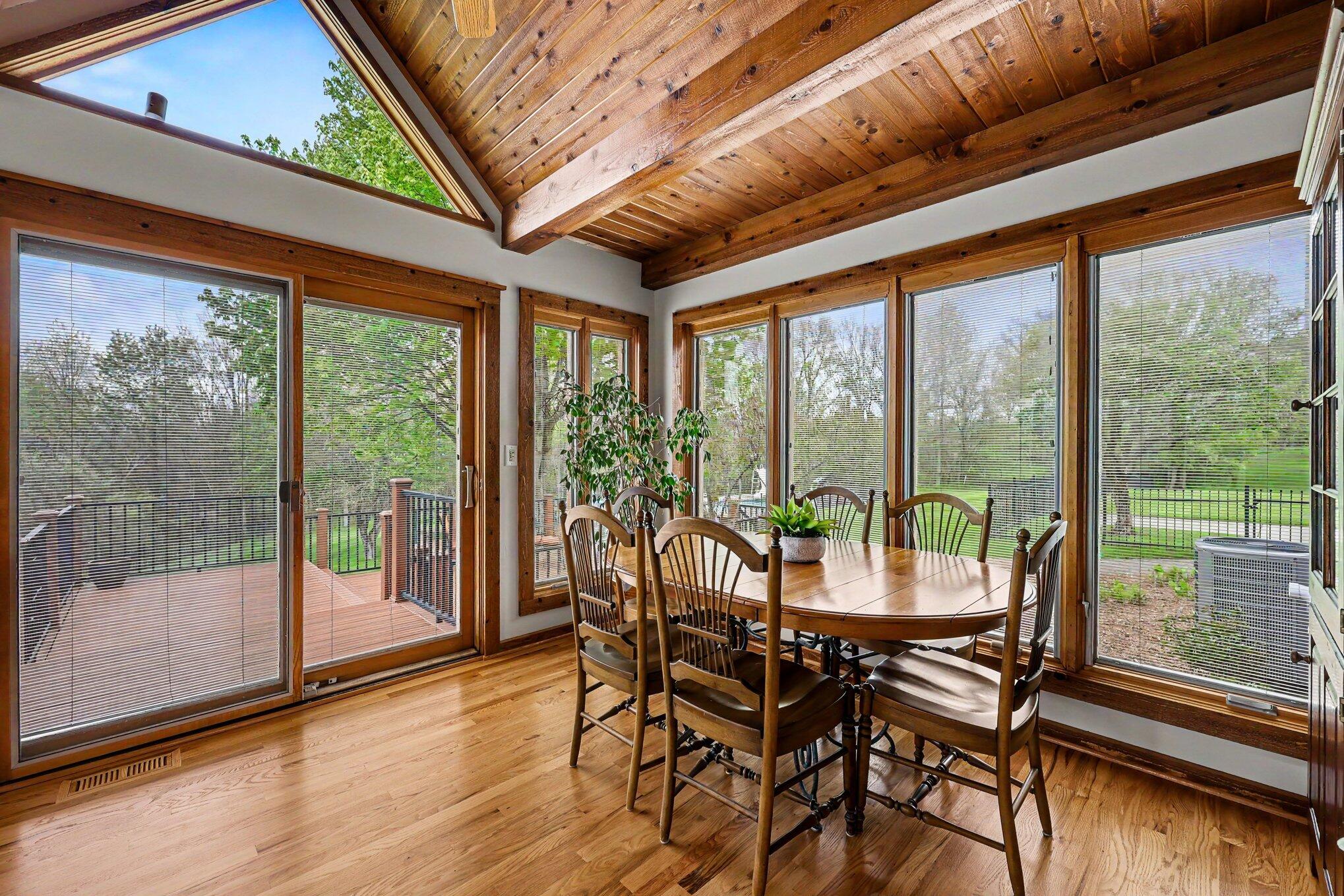 7696 Quail Ridge Drive Dexter, MI 48130 - Photo 8 of 44 035_file_3341