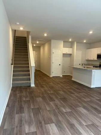 $2,300 | 7930 Triggerfish Way, North Charleston, SC 29420