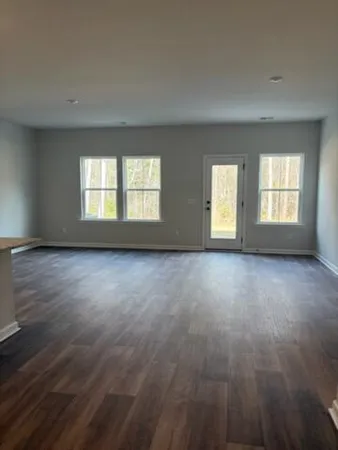 $2,300 | 7930 Triggerfish Way, North Charleston, SC 29420
