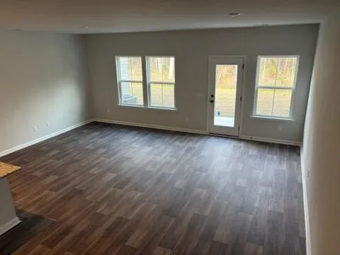 $2,300 | 7930 Triggerfish Way, North Charleston, SC 29420