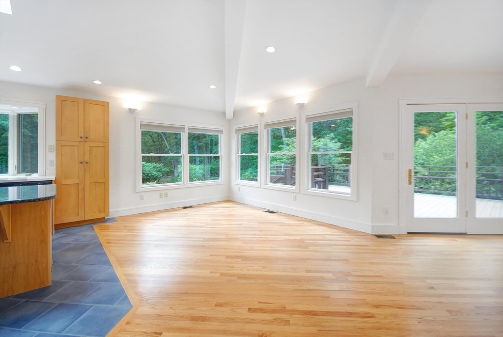 297 Laws Brook Road Concord, MA 01742 - Photo 23 of 42