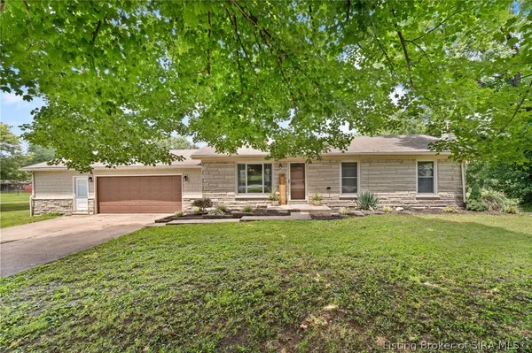 $304,900 | 2870 Beth Lane Northwest, Corydon, IN 47112
