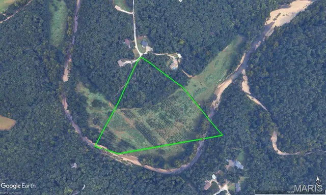 $323,750 | 65 Oak Valley Drive, Troy, MO 63379