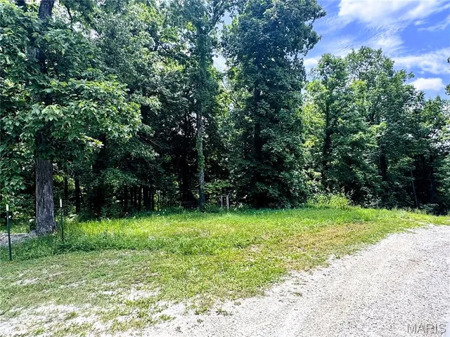 $289,000 | 65 Oak Valley Drive, Troy, MO 63379