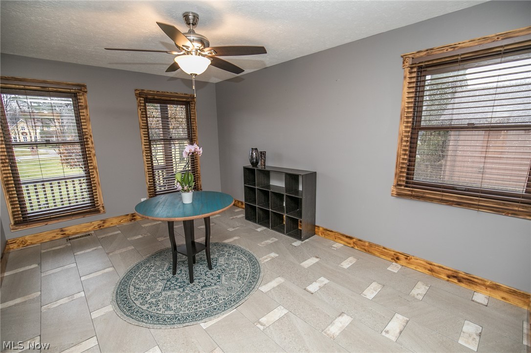 19558 Prospect Road Strongsville, OH 44149 - Photo 12 of 35 Gallery Image 12