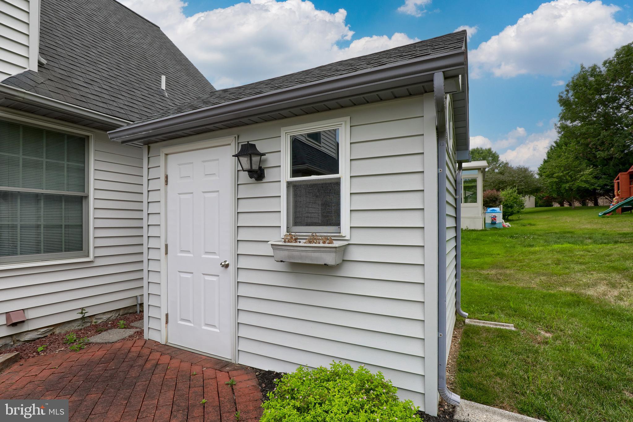 2017 Harrogate Road Lancaster, PA 17601 - Photo 33 of 35 Gallery Image 33
