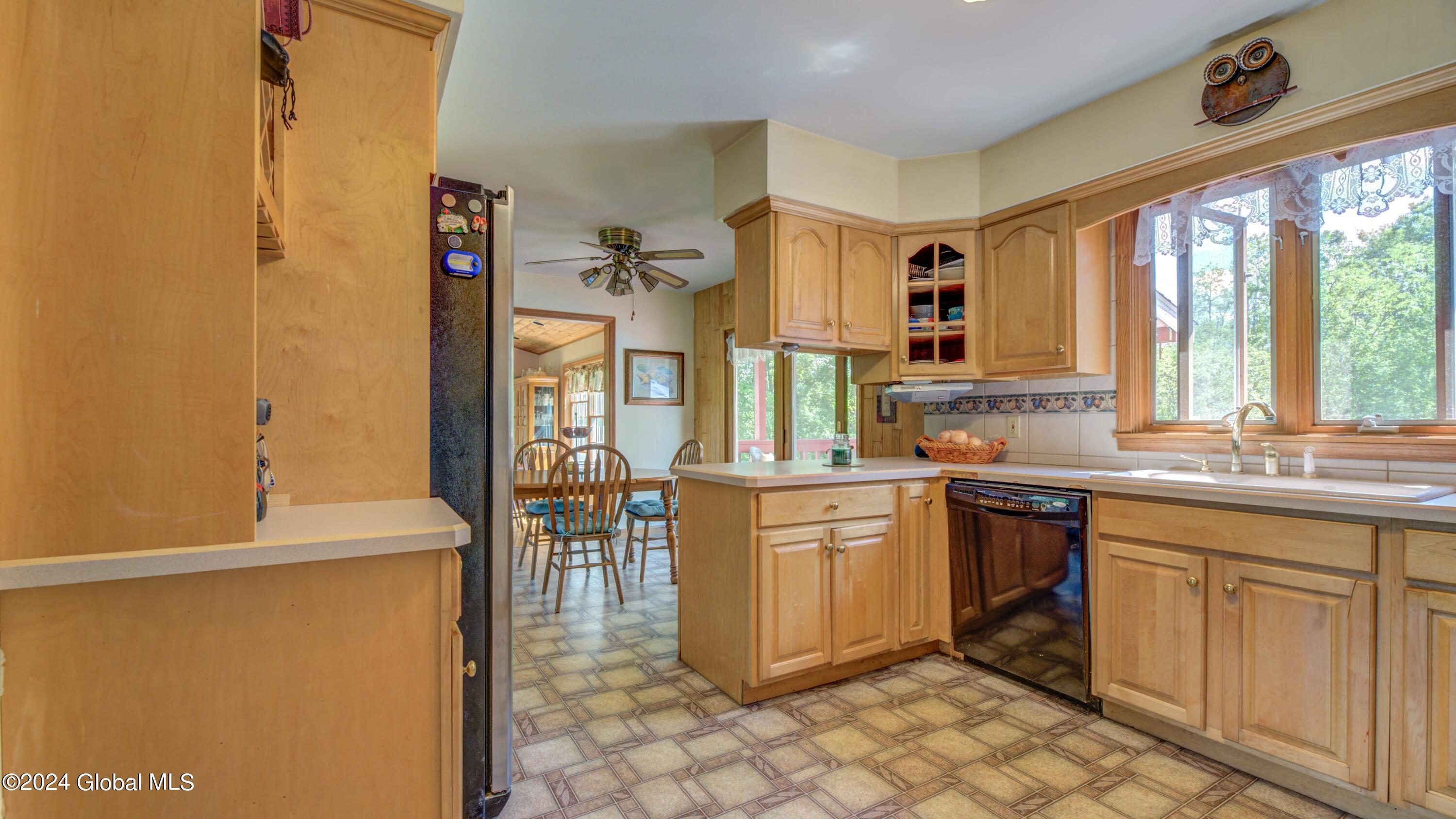 141 Morrow Road Perth, NY 12010 - Photo 26 of 71 141 Morrow Rd-16