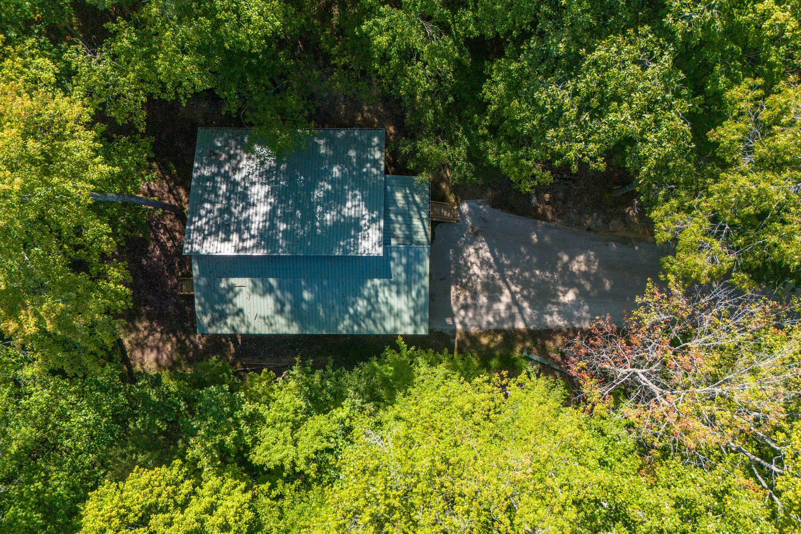 3786 Shoemaker Ridge Zoe, KY 41397 - Photo 27 of 37 20240905-3786-Shoemaker-Ridge-Rd-drone-t