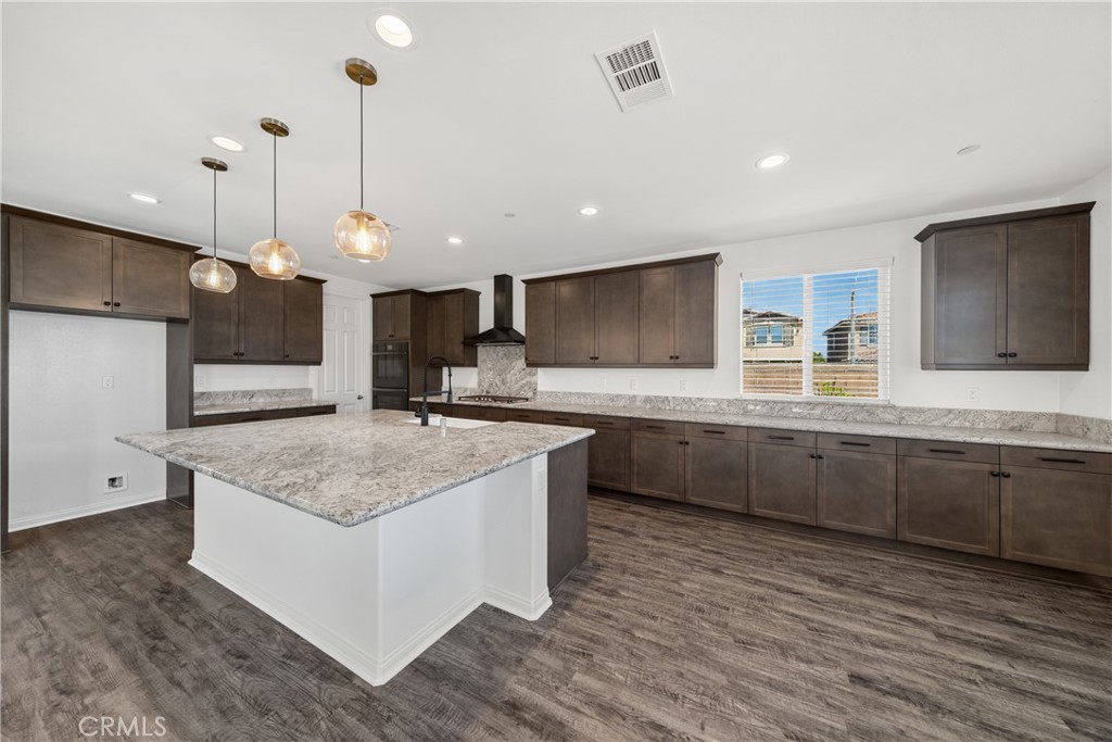 30929 Palette Road Murrieta, CA 92563 - Photo 3 of 46