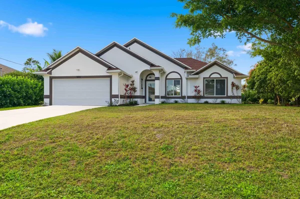 $2,800 | 3031 Southeast Galt Circle, Port St. Lucie, FL 34984