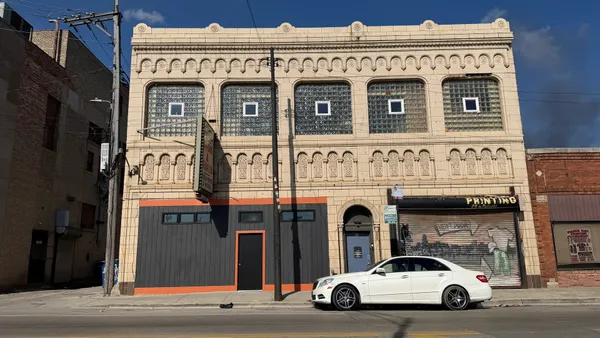 $1,850 | 22 North Pulaski Road, Unit 1R, Chicago, IL 60624