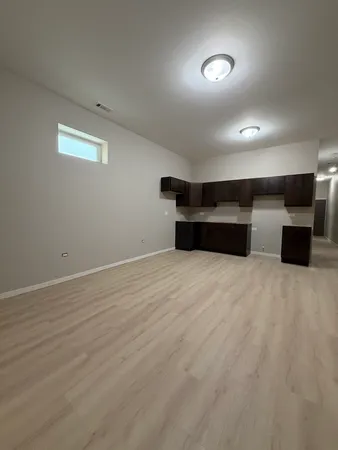 $1,850 | 22 North Pulaski Road, Unit 1R, Chicago, IL 60624