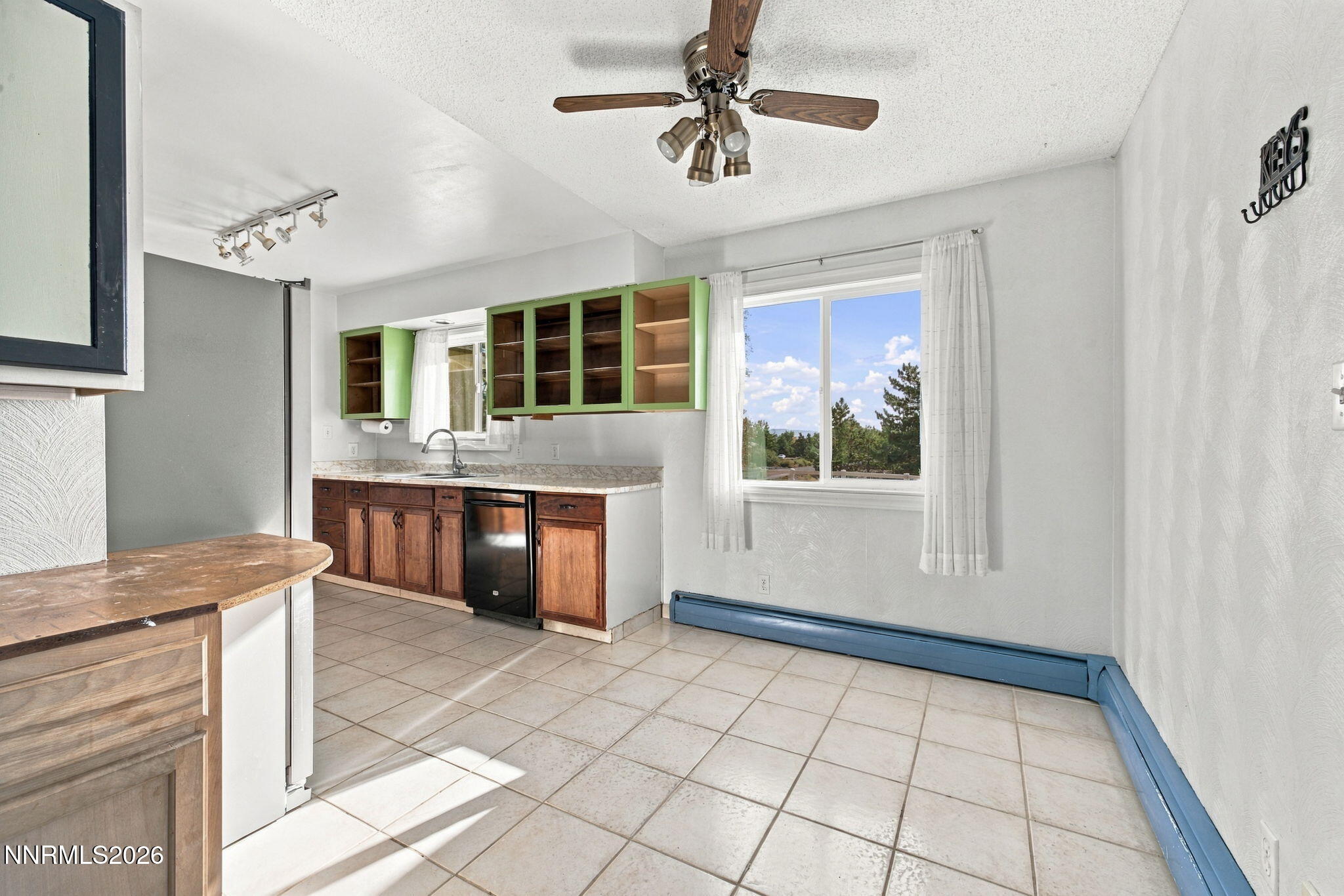 10705 Santa Fe Road Reno, NV 89508 - Photo 7 of 31 7-web-or-mls-10705 Santa Fe new-07