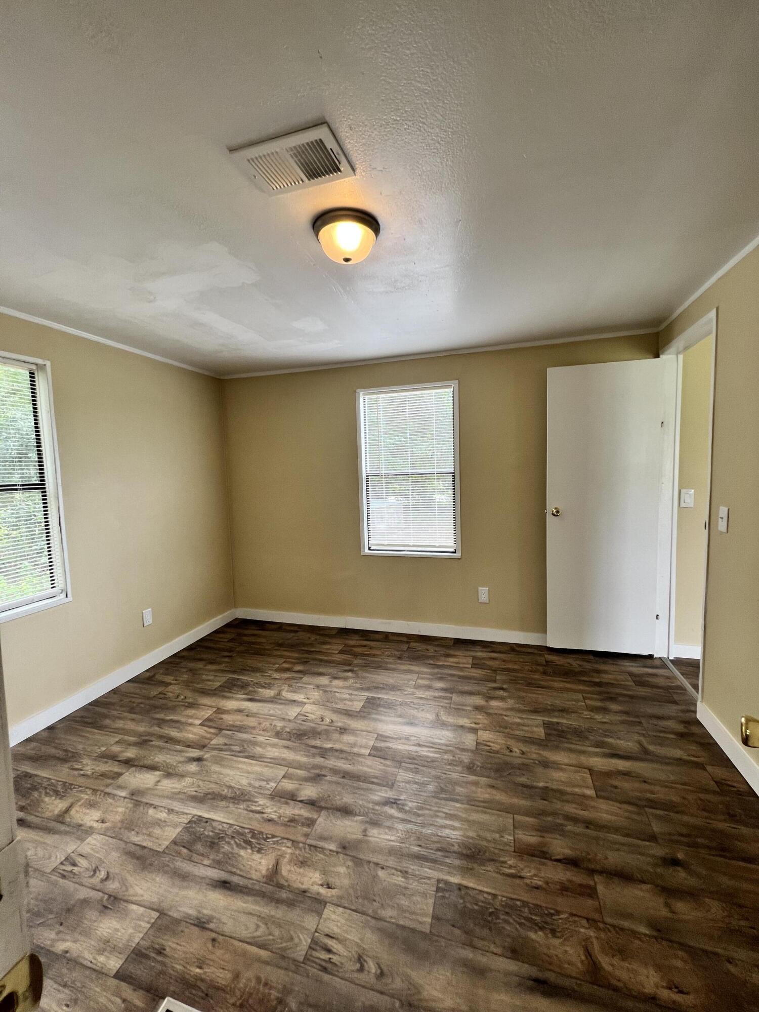2127 Tee Vee Road Elloree, SC 29047 - Photo 13 of 27 2473C5BE-7766-4510-B335-1BAE1820A682