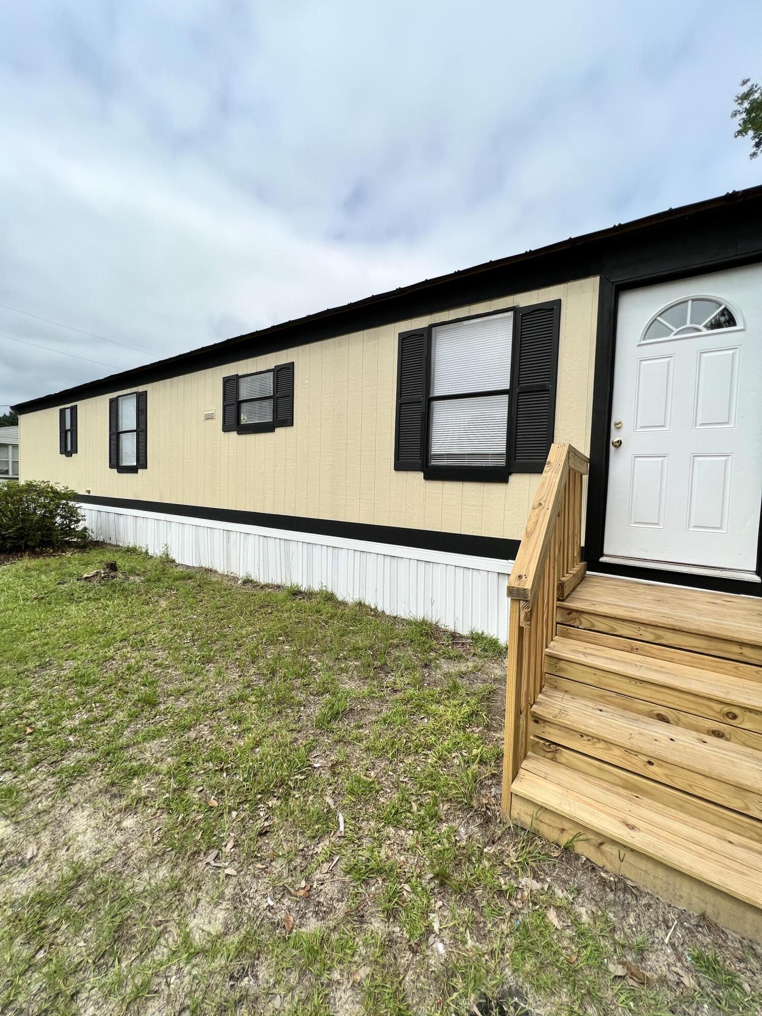 2127 Tee Vee Road Elloree, SC 29047 - Photo 21 of 27 35ECE5F5-D387-40A8-94B6-6CF22C23469A