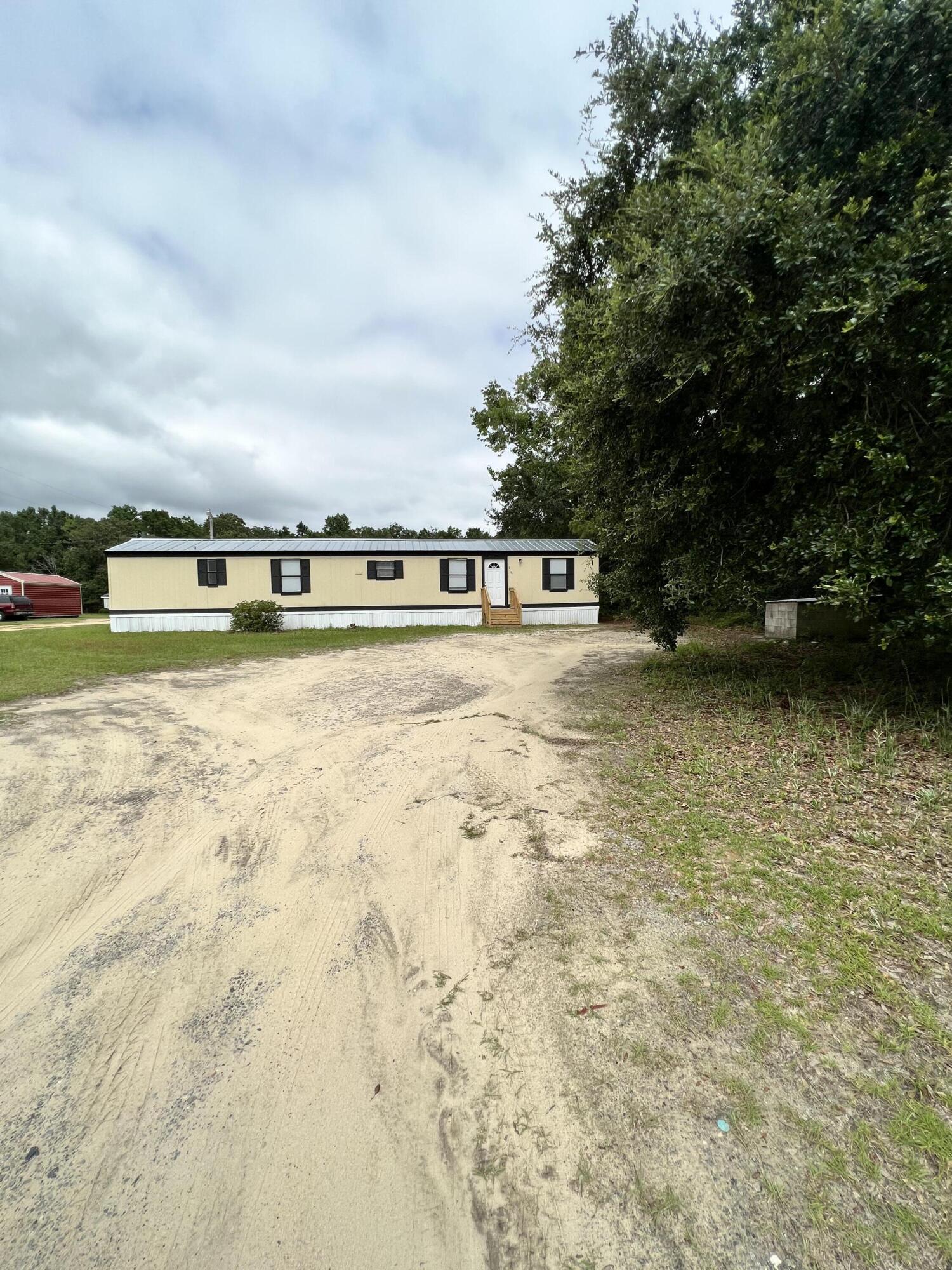 2127 Tee Vee Road Elloree, SC 29047 - Photo 25 of 27 673B4FC5-E318-45F7-AC5A-01FAF13351D1