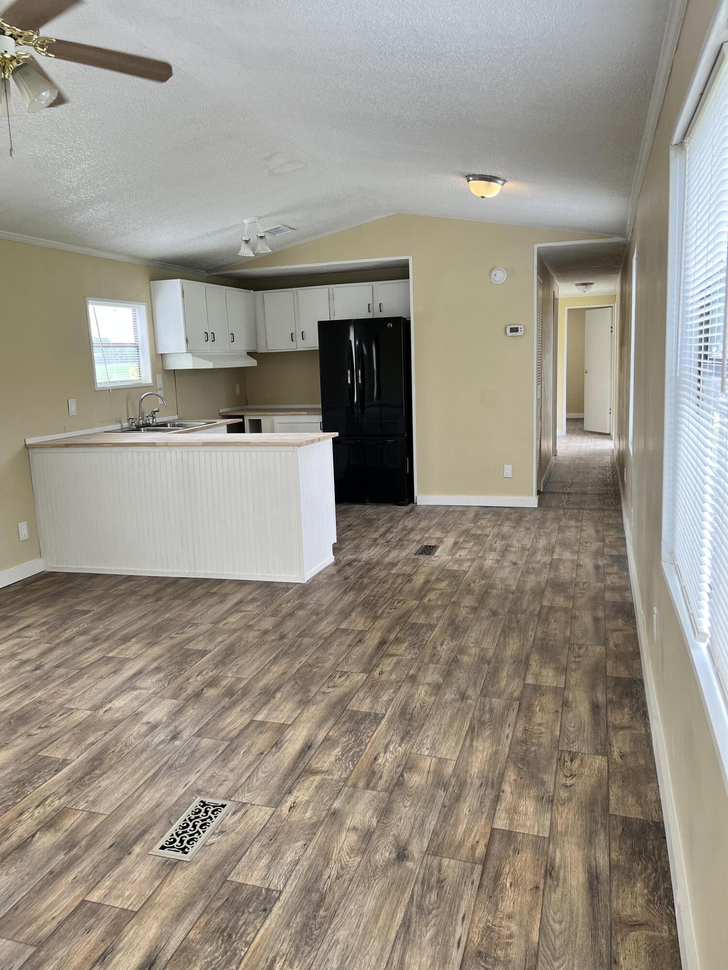 2127 Tee Vee Road Elloree, SC 29047 - Photo 6 of 27 56874763-1D1C-4B41-8873-3E8491FDAEE6