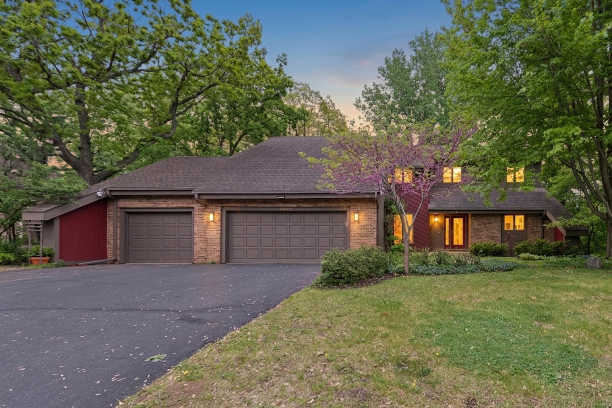 8655 Hunters Way Apple Valley, MN 55124 - Photo 34 of 34