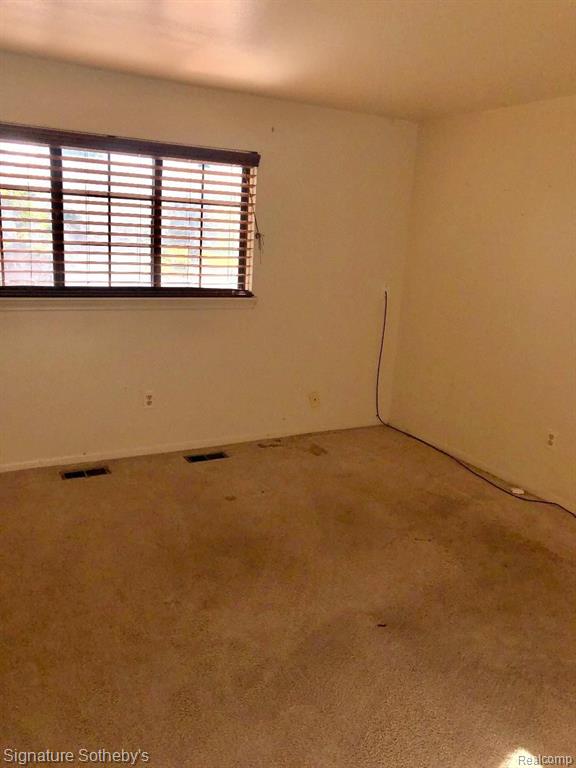 26560 Inkster Road Southfield, MI 48033 - Photo 24 of 28