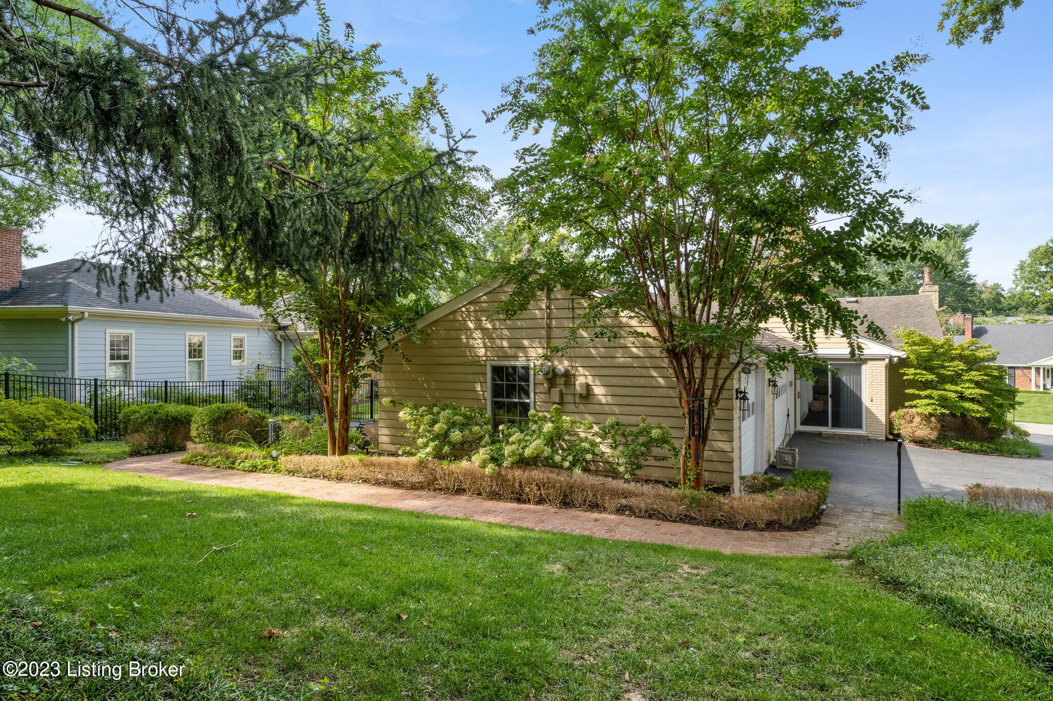 209 Choctaw Road Louisville, KY 40207 - Photo 41 of 44 209 Choctaw Rd-41