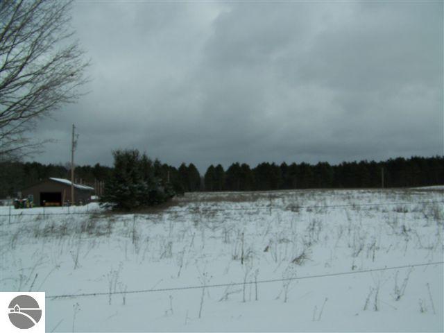4515 Voice Road Kingsley, MI 49649 - Photo 6 of 24 1733704-5.JPG