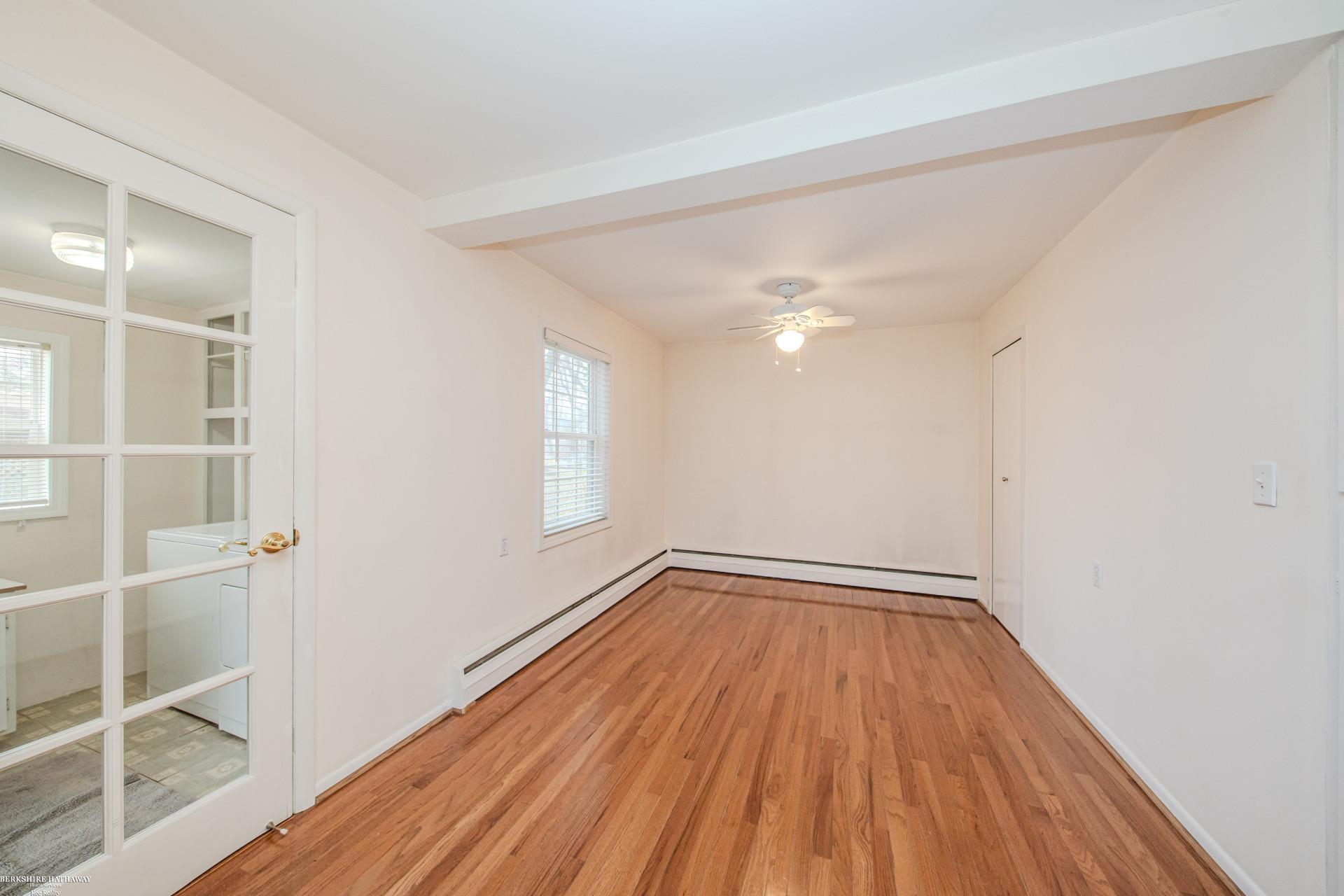 47907 Dequindre Road Rochester Hills, MI 48307 - Photo 6 of 22